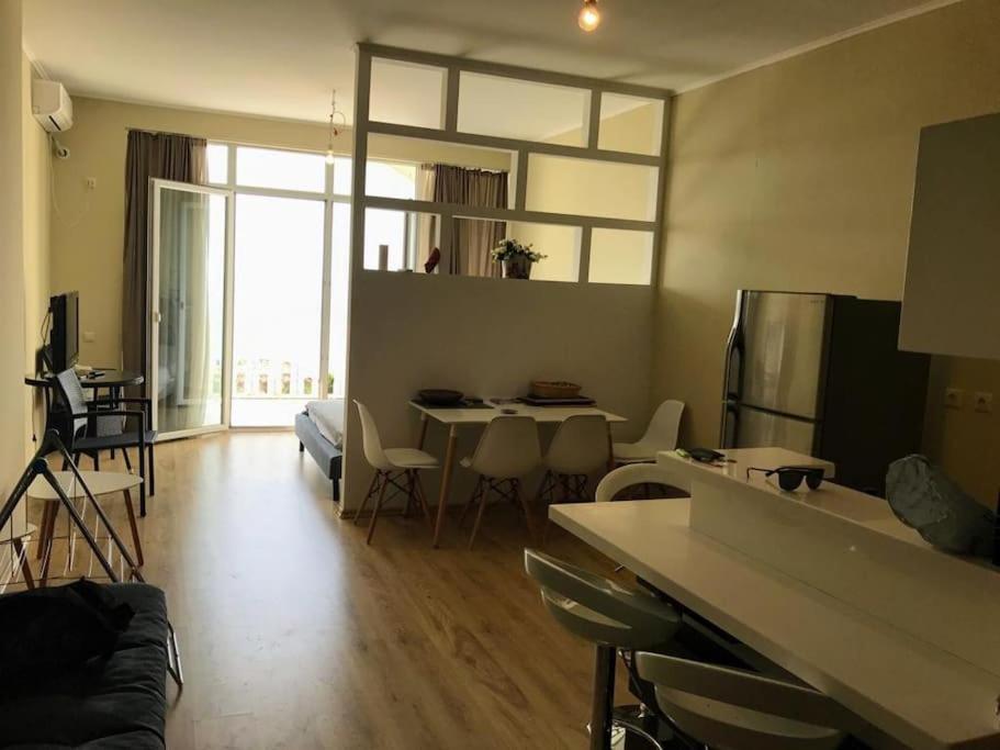 Sea View Studio Apartment In Gonio-Kvariati Exterior foto
